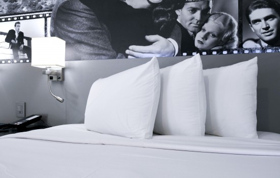 Welcome To Glen Capri Inn & Suites Burbank Universal - Premium Bedding